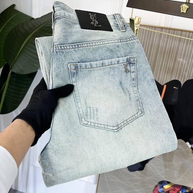 YSL 2025Ss Year of the Snake Spring/Summer New Year Jeans. 1:1 replica of the or