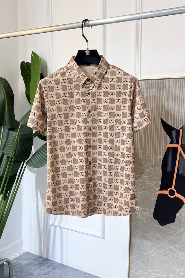 Valentino - SS Fashion Hot Selling Item, sourced from a trading company, in perf