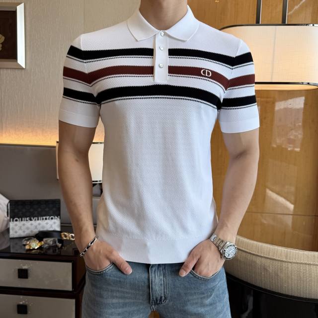 Moncler - 2025 Spring/Summer Polo Collar Short-Sleeve Collection. Made from prem