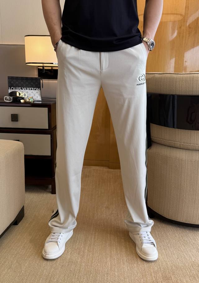 Gucci 2025 Spring/Summer Snake Year Wide-Leg Casual Pants, a must-have versatile