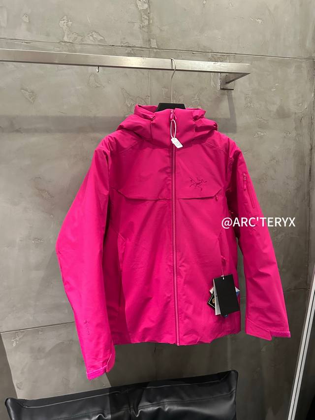 Arc'teryx Top-quality velvet powder detail. Ddd