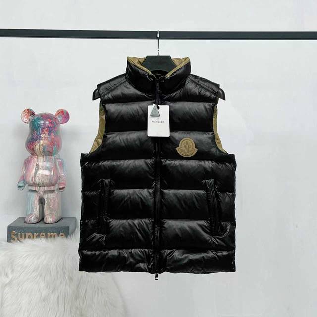 Top-tier version bulk sale photos Moncler 1952 green down vest Moncler Dervox li