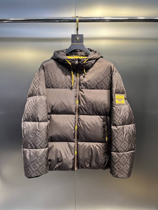 95% Down Premium Fendi 2025 Latest Fashion Designer Down Jacket, Fendi Hooded Do