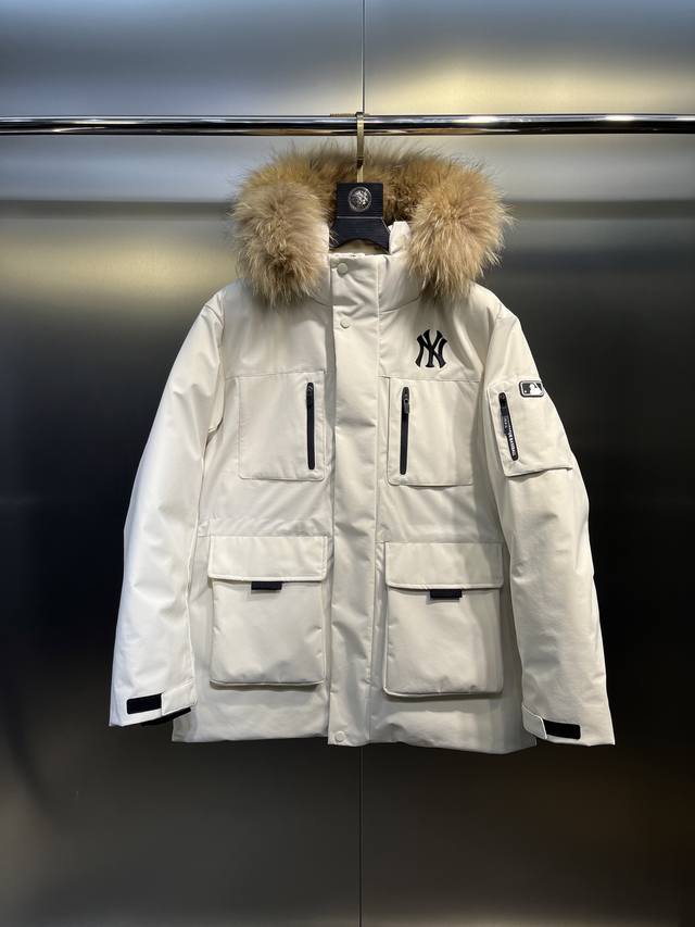 Ivory White Workwear with Fur Collar (Ddd) Made with premium duck down! The loft