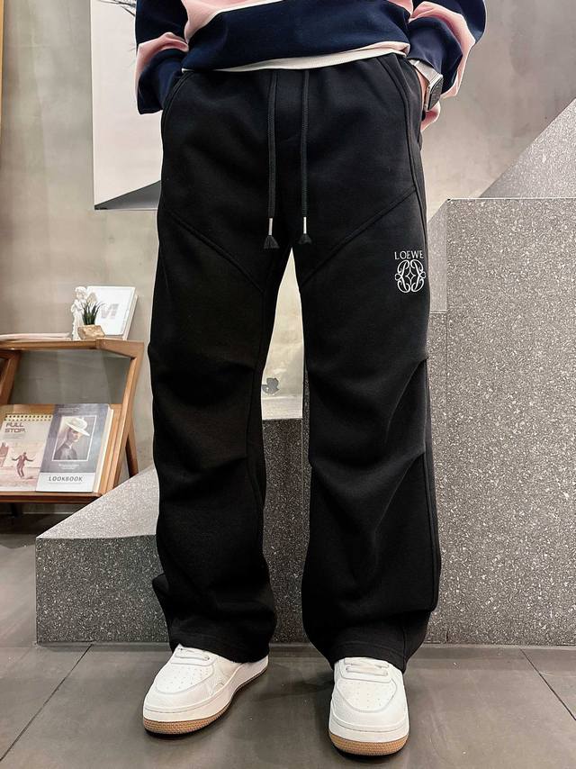 Loewe 2025 Fall/Winter New Casual Pants! Classic Loewe logo casual pants, custom