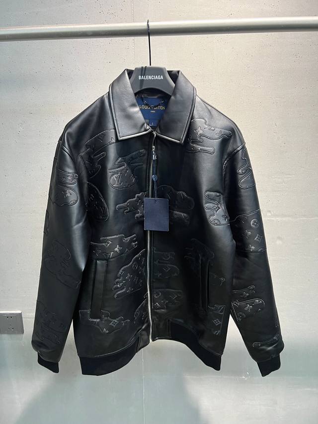 New seasonal style, Louis Vuitton Fw25 black patch camouflage leather jacket, un
