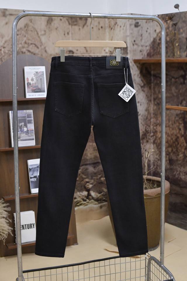 921# Hot-selling Loewe 40Ss Autumn/Winter New Arrival, available in stores. Prem