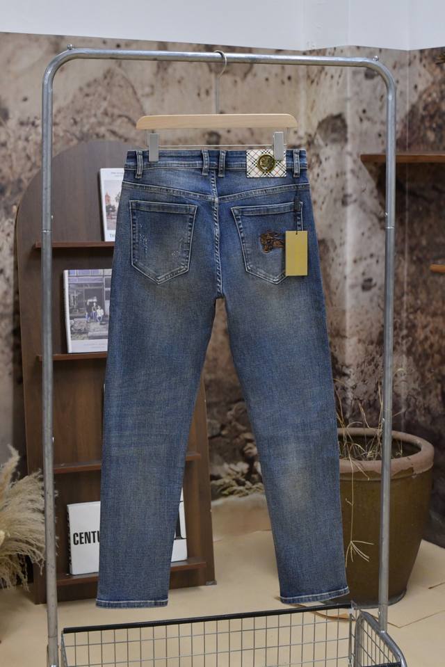 914# Hot Selling 40ss Autumn/Winter Burberry Jeans! Stylish and versatile, pract