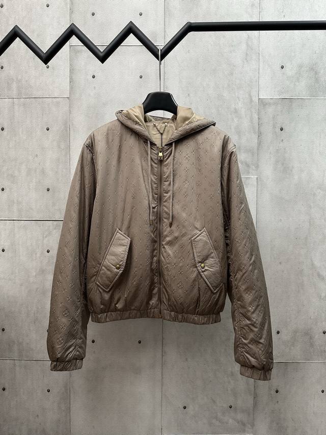 Louis Vuiton 2025 Autumn/Winter Classic Embossed Cotton Jacket, developed from t