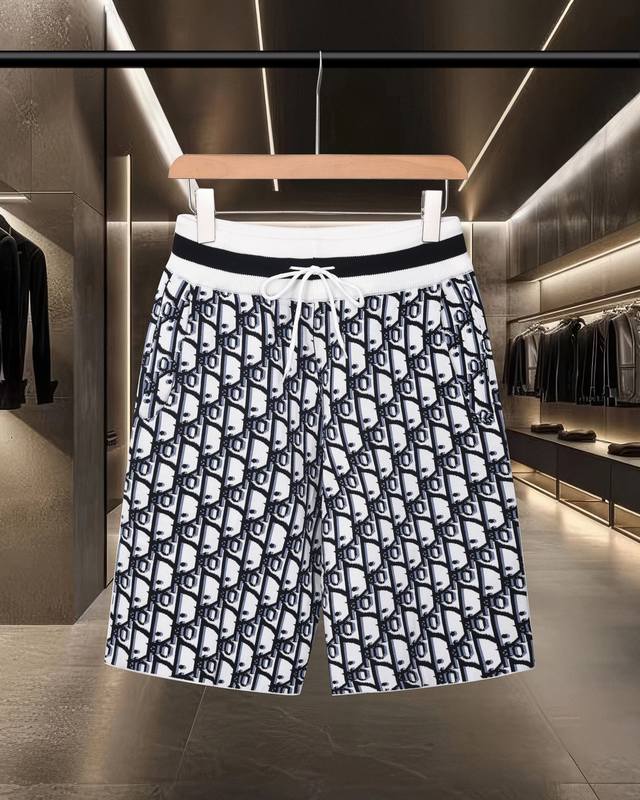 Ships the next day. Dior Classic Jacquard Logo Knitwear, with a tight and three-