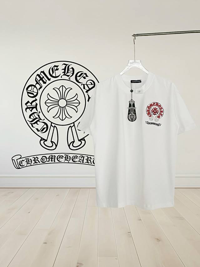 High Quality Chrome Hearts new embroidered horseshoe logo. The brand logo is emb