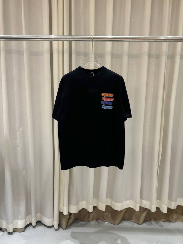 Welldone Moon, the Voice of China, Wang Yuan's same style black short-sleeved T-