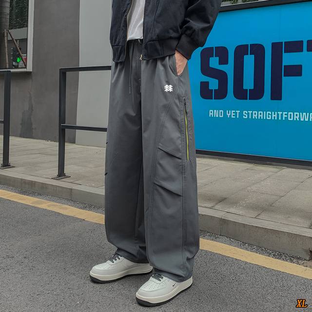 Kolon Sport Exclusive New Arrival: High-Quality Water-Repellent Workwear Pants f