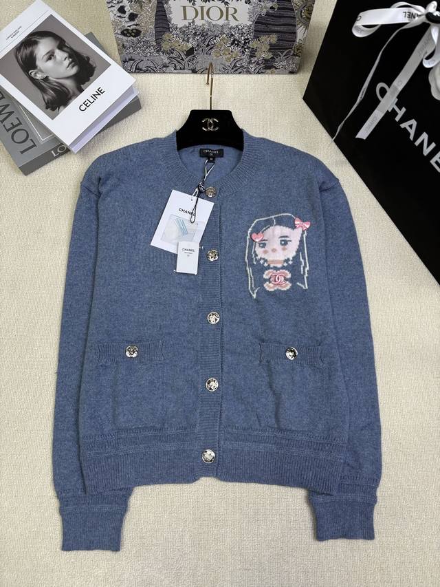 Chane*25 Autumn/Winter New Knitted Crew Neck Cardigan Classic Brand Cartoon Char