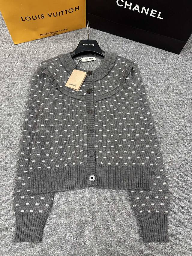 Miumi*25 Autumn/Winter New Knitted Crew Neck Cardigan with Color Block Polka Dot