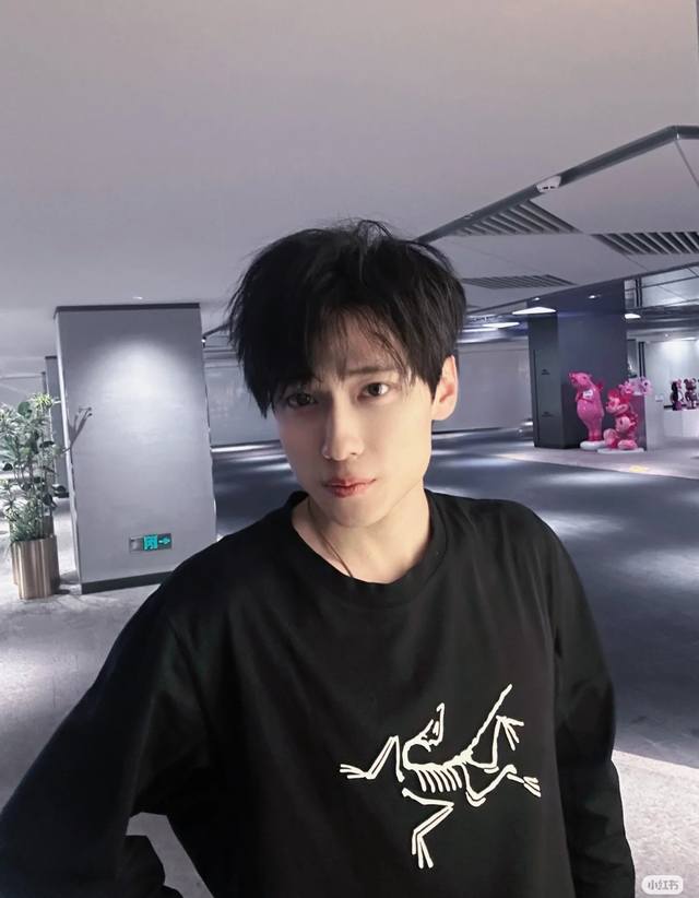 Style No.: S052 Arcteryx Kragg Mountain Style Outdoor Breathable Cotton Crew Nec