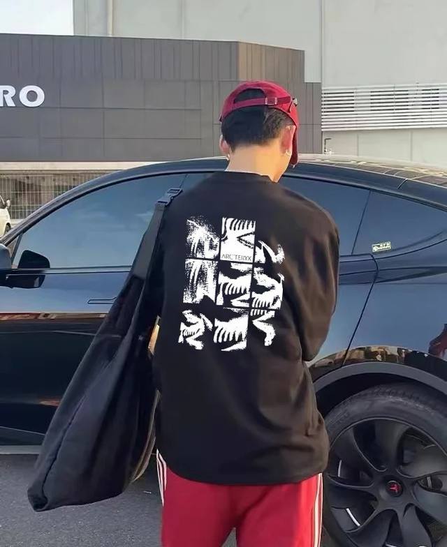 Style No.: S008 Arcteryx Kragg Logo Print Crew Neck Breathable Long Sleeve T-Shi