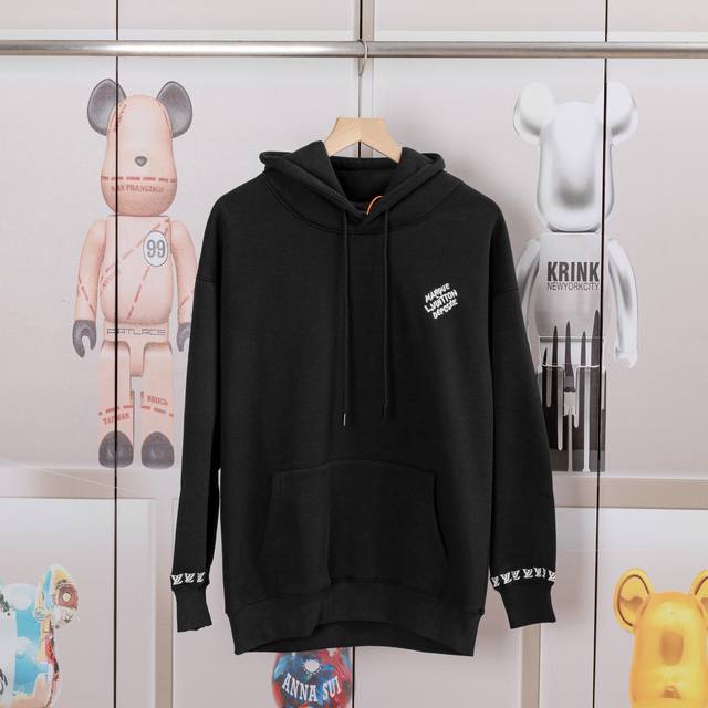 Louis Vuitton Fall/Winter Hooded Embroidered Sweatshirt. Features high-end embro