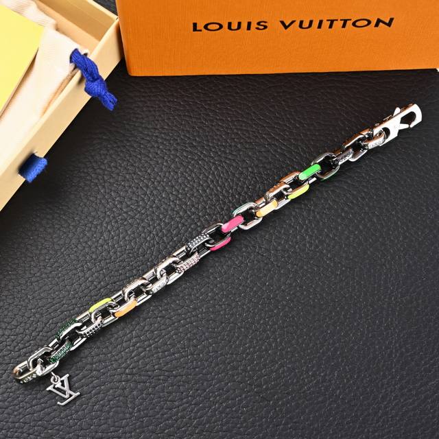 Louis Vuitton LV Paradise Chain Necklace Bamboo-Shaped Diamond Enamel Bracelet (