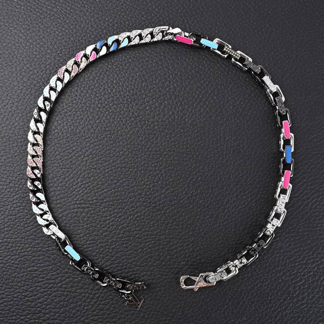 Louis Vuitton Lv Chain Letter-Embellished Colorful Necklace. The large flat chai