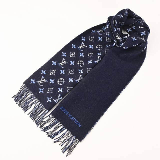 Louis Vuitton LV all-over cashmere long scarf Ddd. This men's scarf is a rare fi