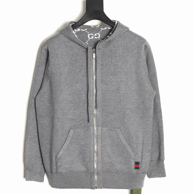 Gucci 25Fw Reversible Cashmere Knit Jacket. Originally purchased for 23,700, thi