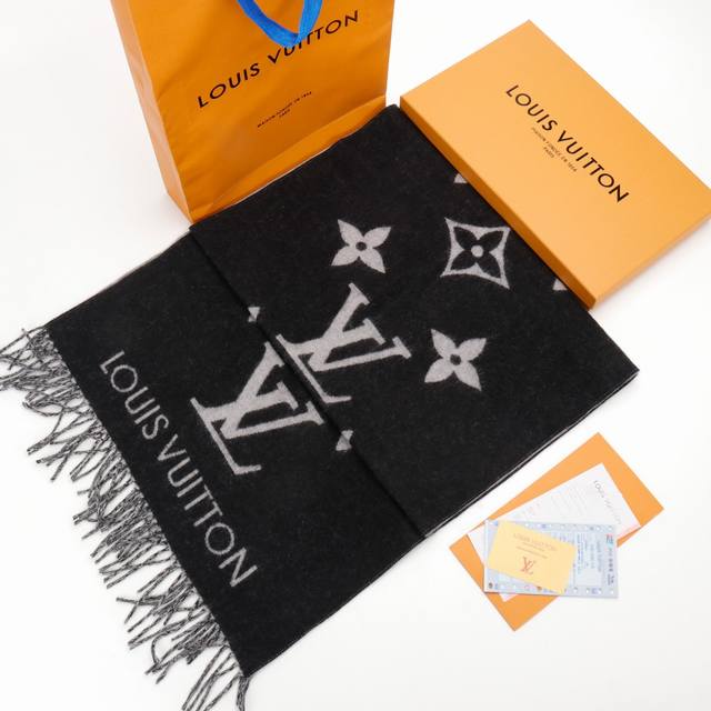 Louis Vuitton Lv All-over Cashmere Tassel Scarf Cashmere and wool material, 1:1