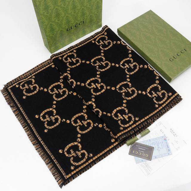 Gucci 2021 New Large Logo Check Monogram Double-Sided Wool Long Scarf, Elegant B
