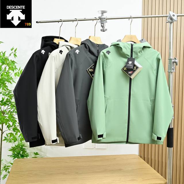 Descente Autumn Outdoor Casual Jacket 2025 New Arrival Windproof, Waterproof, Br