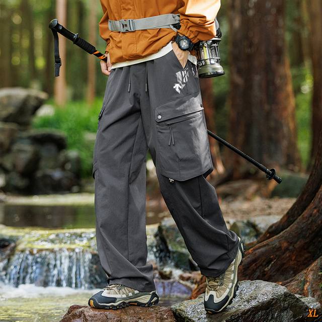 Descente Exclusive Real Shot New Autumn High-Quality Cargo Pants, Windproof and