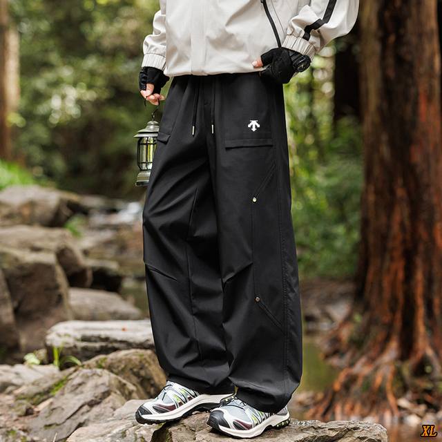 Descente Exclusive New Autumn Arrival: High-Quality Waterproof Casual Pants with