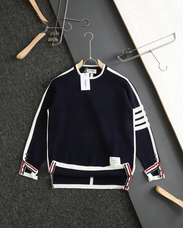 Original quality Thom Browne TB four-stripe crew neck wool sweater, sold simulta