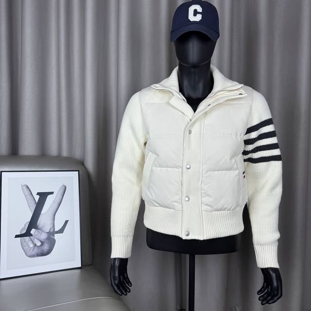 Exclusive Premium Tom Browne TB Four-Stripe Stand Collar Wool Knit Patchwork Dow