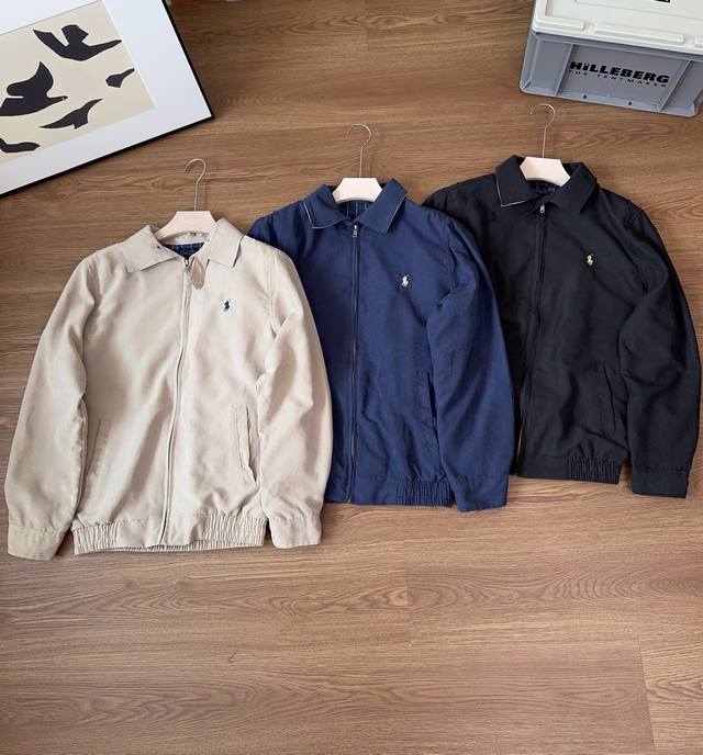 This is a vintage-style, old-money, workwear Harrington waterproof jacket from t