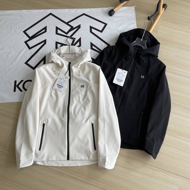 Main Image + Details Women's Fleece-Lined Kolon Sport Softshell Jacket in Two Co