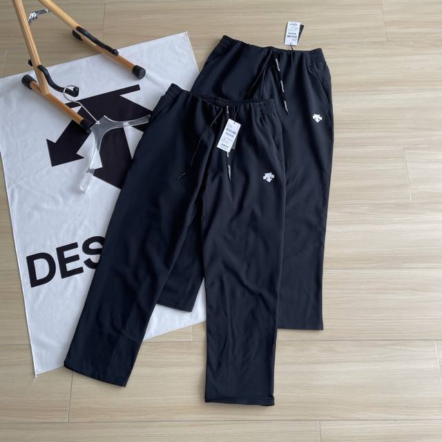 Main Image + Details Fleece-Lined Long Pants Descente Monochrome Winter Style Me