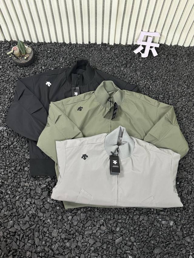 New Arrival! Descente 25Ss Autumn New Stand Collar Flight Jacket/Baseball Jacket