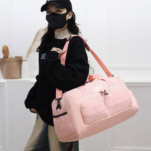 Aio Fashionable and Versatile Sporty Casual Crossbody Bag for Men and Women, Lar