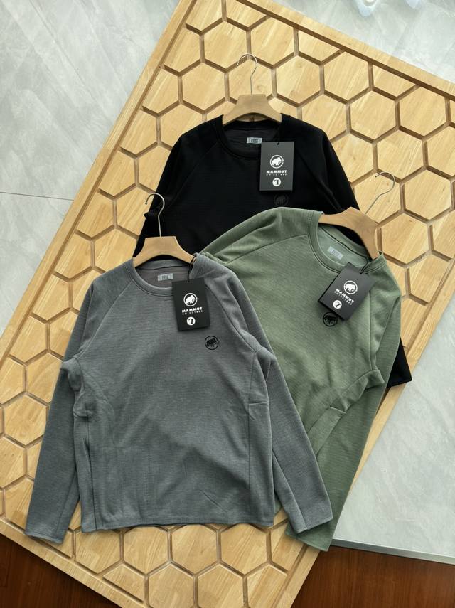 Mammut Winter Woven Checkered Fleece Base Layer Shirt, a simple yet sophisticate