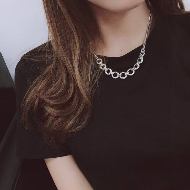 Chrome Hearts Clavicle Necklace with Full Packaging - A Great Gift. Made of whit