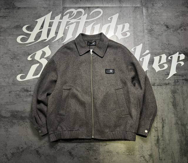 Maison Margiela Premium Wool Retro Basic Zipper Stand Collar Jacket. Made of hea