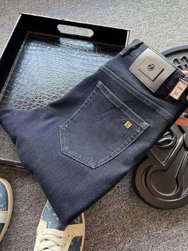 Top-tier new jeans! Ddd's popular best-selling item! Zegna's new washed dark blu