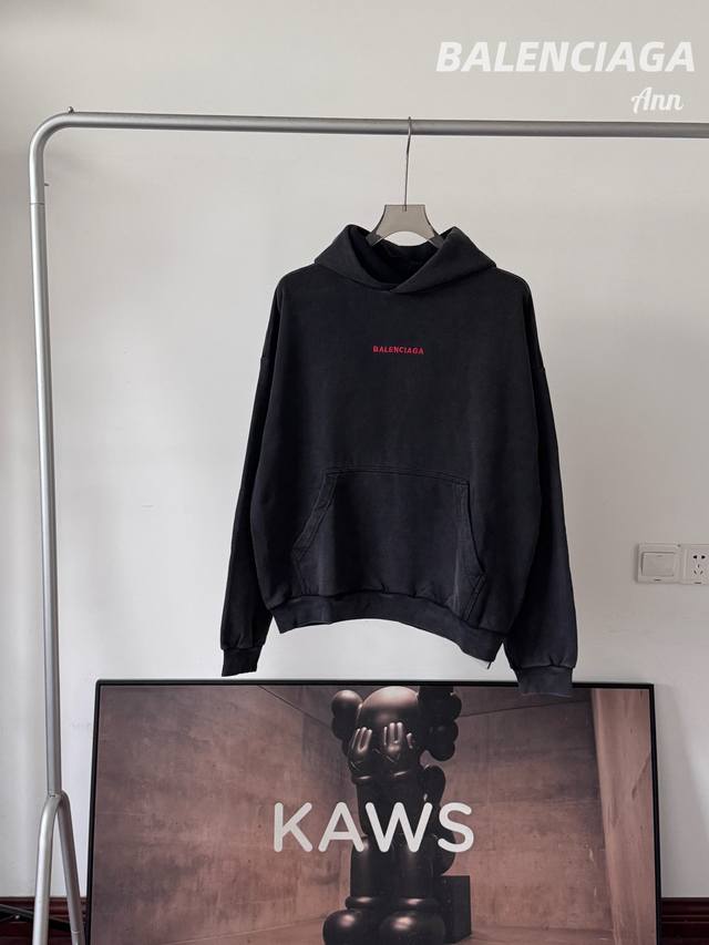 Balenciaga Fw25 Red Embroidered Letter Hoodie (Ddd) Core Fabric: Developed from