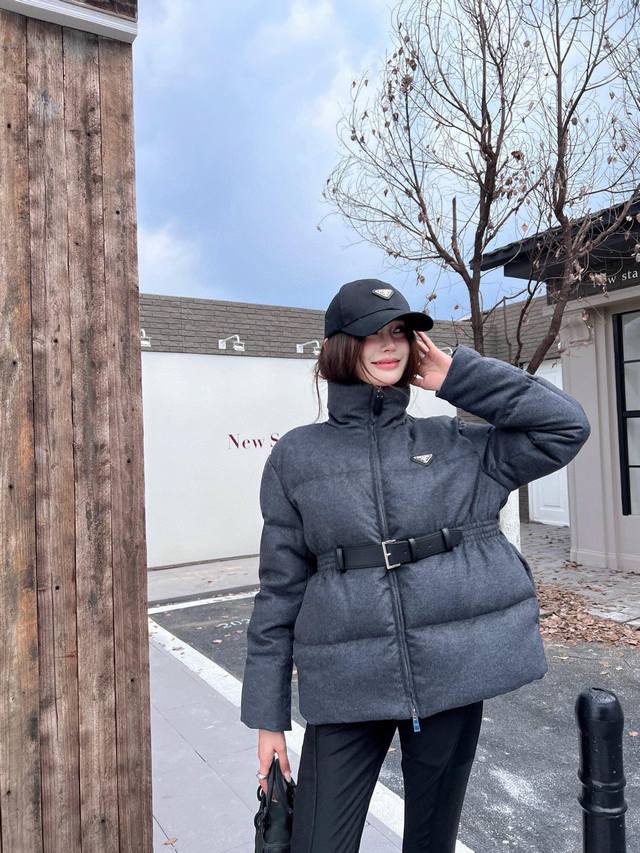 New Arrival! Prada 2025 New Stand Collar Belted Cotton Jacket. Made of custom wo