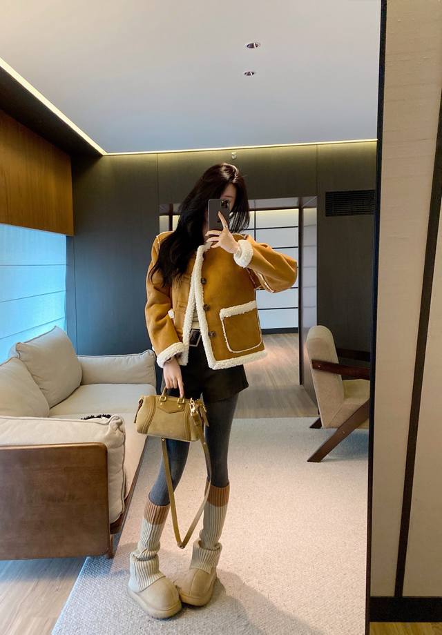 New Arrival! Loew* New Reversible Lambswool Coat - So High-End! The Reversible D