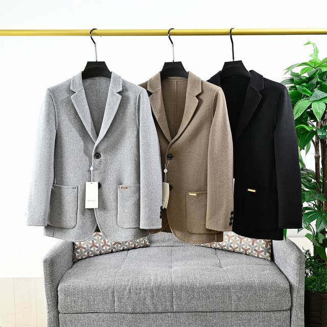 New Arrival! Order number: 002# Gucci 25Ss New Double-Faced Wool Coat!! Business