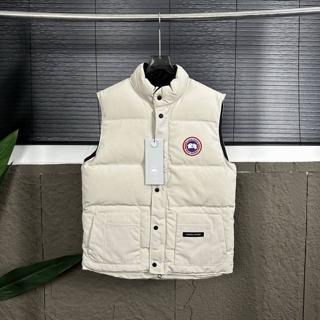 Top Exclusive Real Shot - Style No. 119100 Canada Goose has always been recogniz