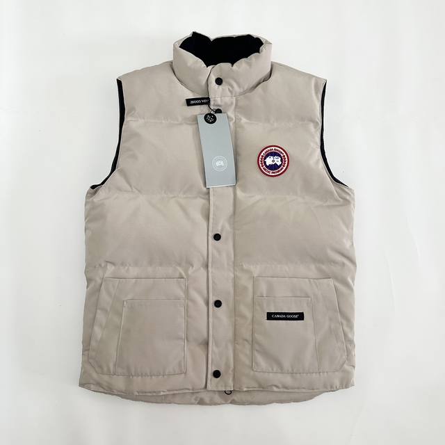 Top Exclusive Real Shot - Style No. 119100 Canada Goose has always been recogniz