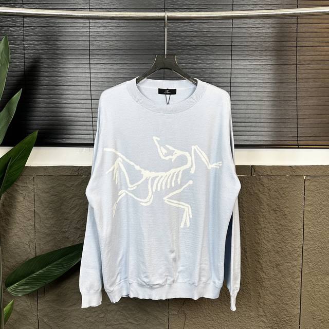 Style No.: Dj96900 Arc'teryx Autumn/Winter New Crew Neck Jacquard Bird Sweater.