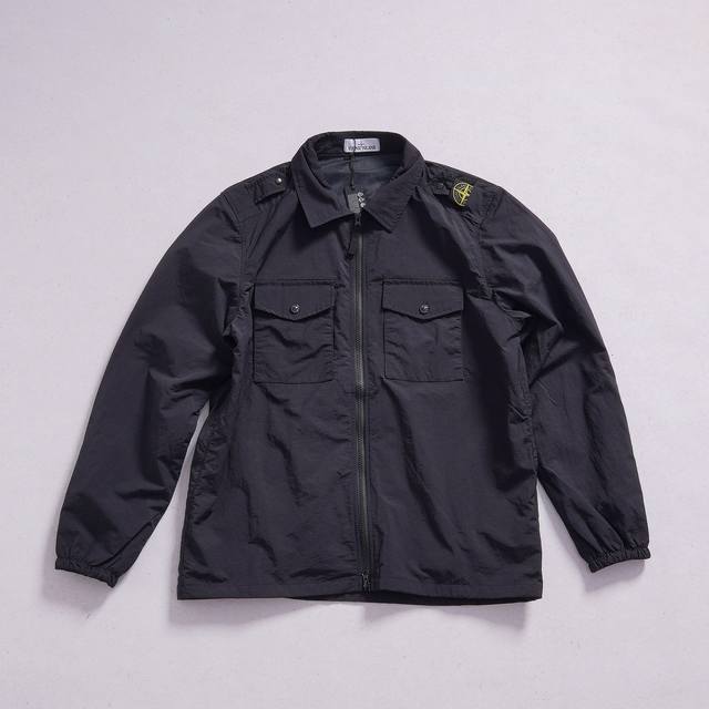 Stone Island Naslan Fleece-Lined Mesh Jacket (Ddd) A fleece-lined mesh jacket th